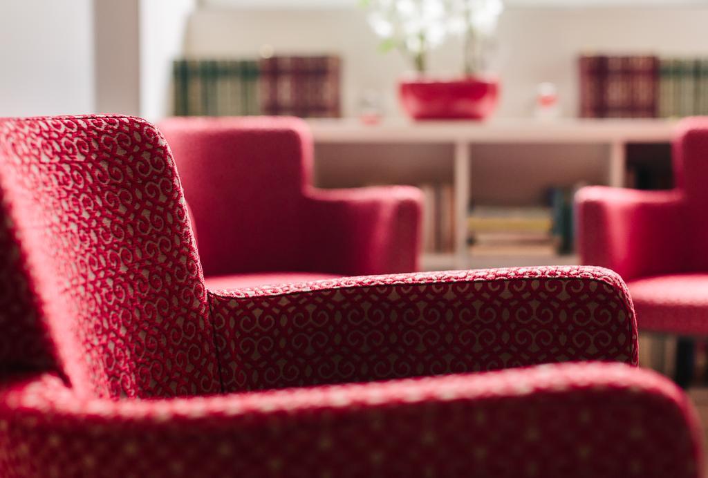 Hotel-Cafe Du Trinquet كامبو-لي-بان المظهر الخارجي الصورة